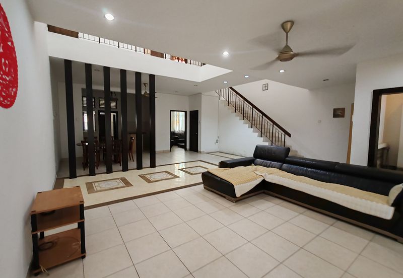 Canal Gardens, Kota Kemuning