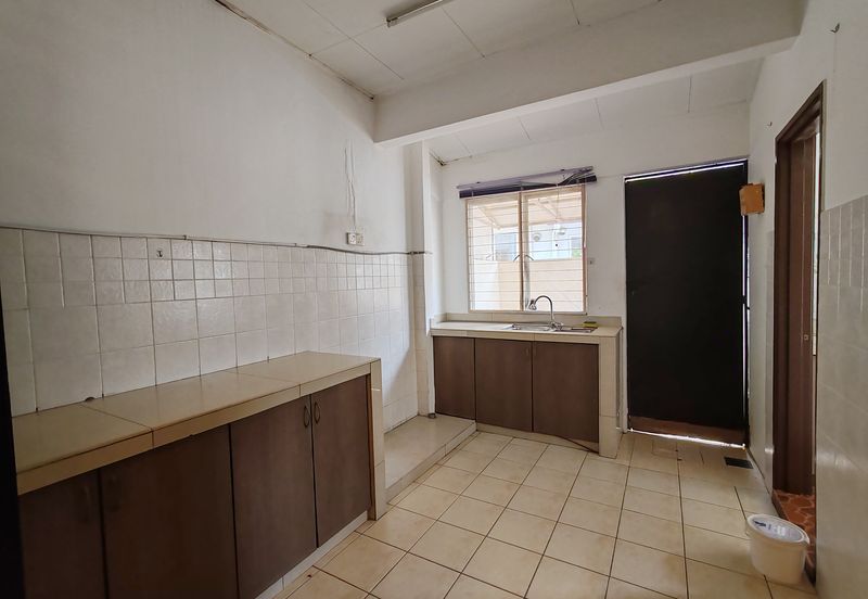 Canal Gardens, Kota Kemuning