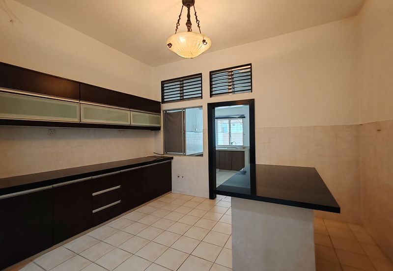 Canal Gardens, Kota Kemuning