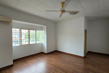 Jalan Anggerik Doritis 31/134