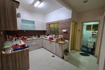 Jalan Anggerik Doritis 31/134