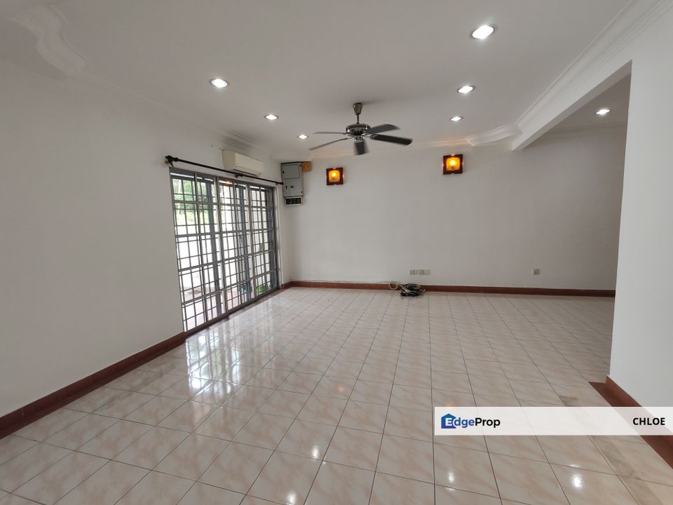 2sty Aranda Kota Kemuning  kit ext newly painted tip top condition , Selangor, Kota Kemuning