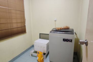 Liparis Kota Kemuning 2sty terrace Fully Furnished