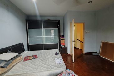 Liparis Kota Kemuning 2sty terrace Fully Furnished
