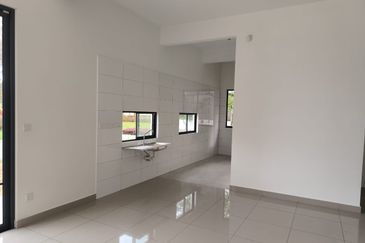 Lucent Residence @ twentyfive.7