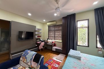 Canal Gardens, Kota Kemuning