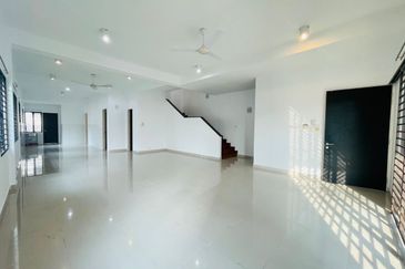 Pentas 2 @ Alam Impian