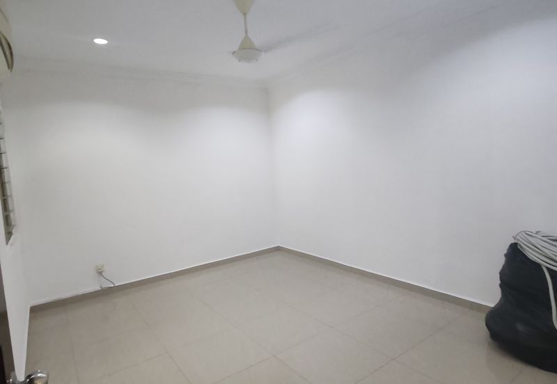 2sty Endlot Terrace @ Kota Kemuning (kit extended near school) 