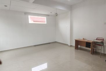 2sty Endlot Terrace @ Kota Kemuning (kit extended near school) 