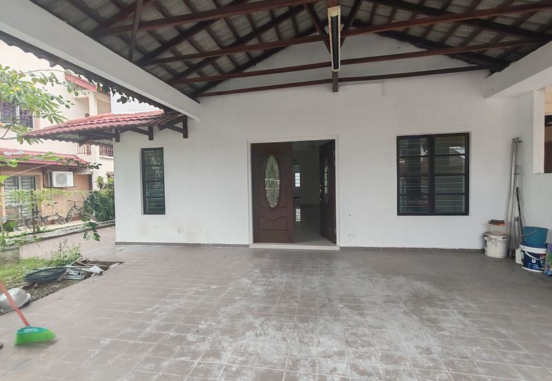 2sty Endlot Terrace @ Kota Kemuning (kit extended near school) 