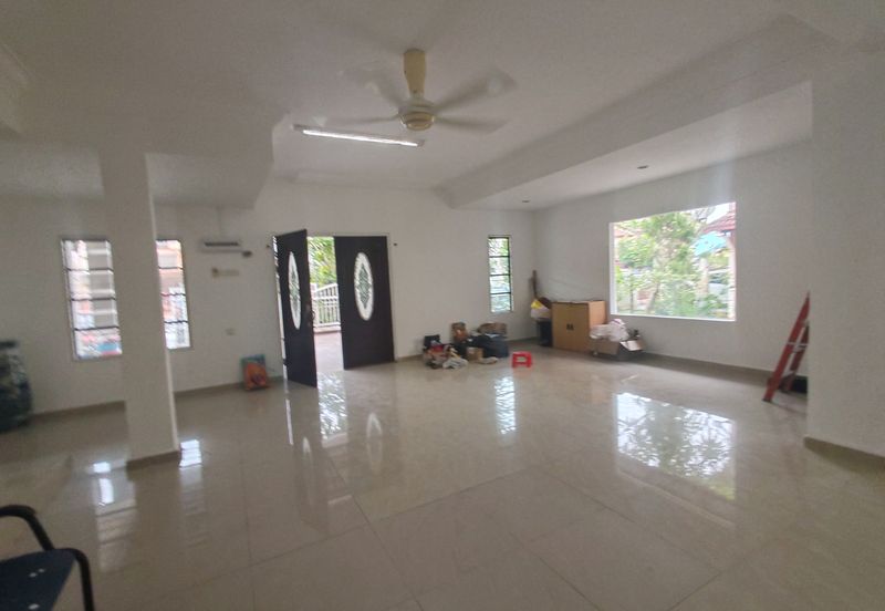 2sty Endlot Terrace @ Kota Kemuning (kit extended near school) 