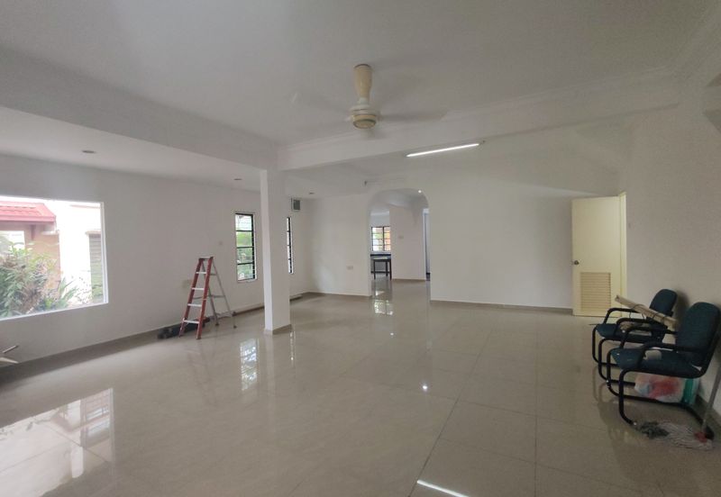2sty Endlot Terrace @ Kota Kemuning (kit extended near school) 