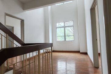 Canal Gardens, Kota Kemuning