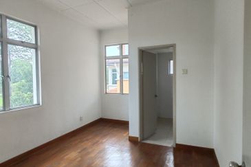 Canal Gardens, Kota Kemuning