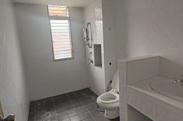 Canal Gardens, Kota Kemuning