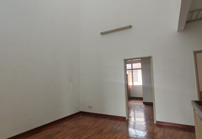 Canal Gardens, Kota Kemuning