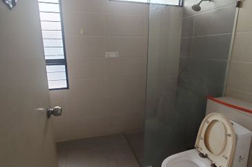 Glomac Lakeside Residences