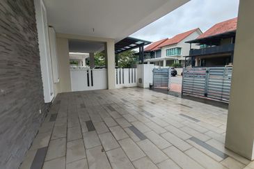 Lukisan @ Alam Impian