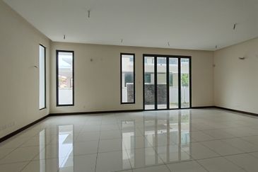 Lukisan @ Alam Impian