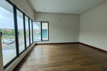 Lukisan @ Alam Impian