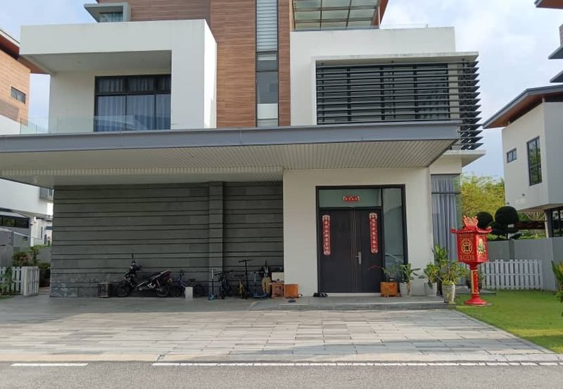 Long Branch Residences