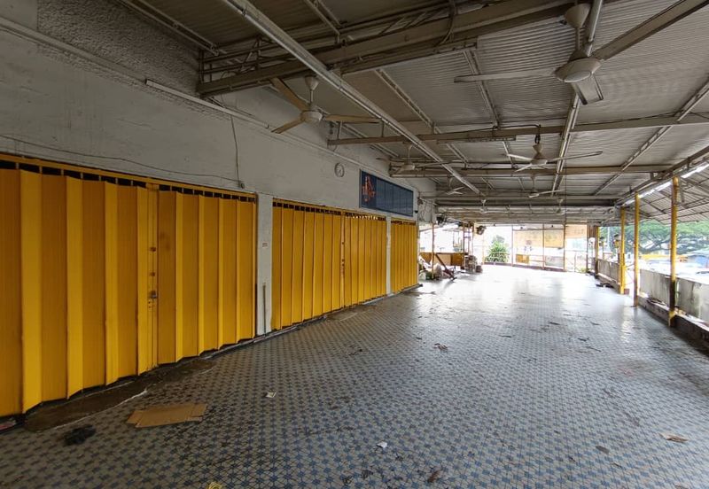 Cheras, Taman Pertama Corner Shop For Rent