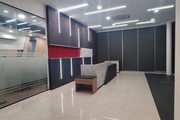 Kajang, 3 Storey Semi-D Factory For Rent