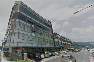 Sungai Besi , Corner Shop For Sale