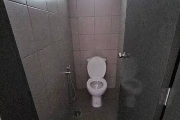 Kajang, Jade Hill 2 Brand New Shop lot For Rent