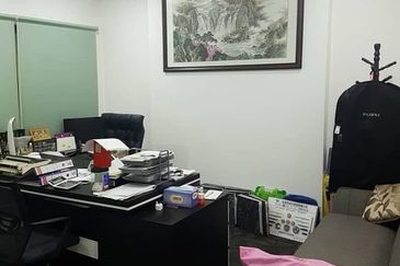 KLCC Office Suites For Sale 