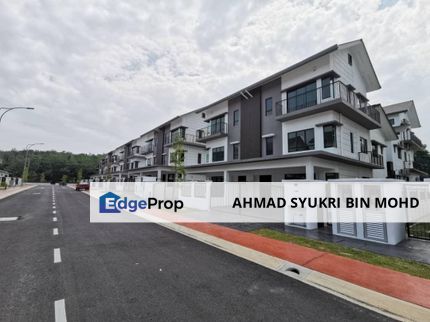 3 Storey Semi-D Cluster House, Villa Astana, Kajang, Selangor, Kajang