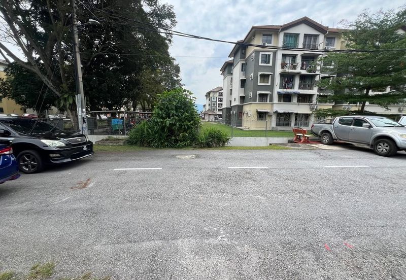 Sri Damansara  Kuala Lumpur 2 Storey FREEHOLD  END LOT