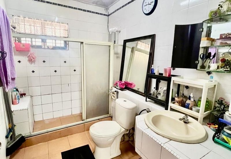 Sri Damansara  Kuala Lumpur 2 Storey FREEHOLD  END LOT