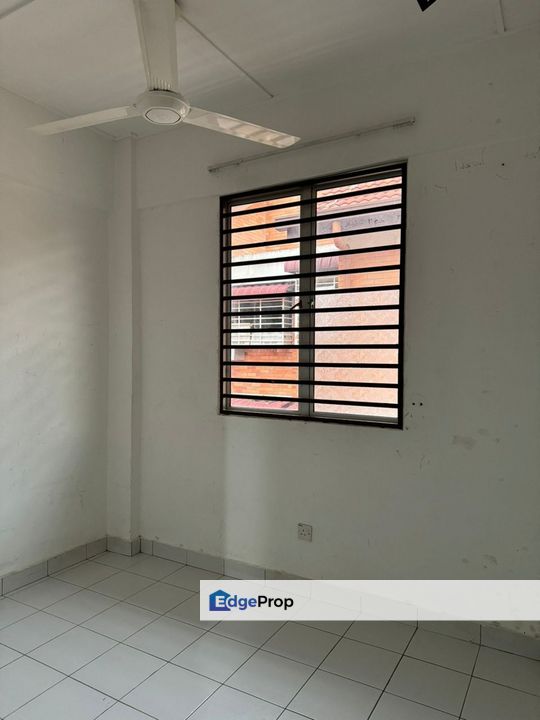 Pangsapuri Alam Budiman Shah Alam Apartment For Sale NICE UNIT, Selangor, Shah Alam