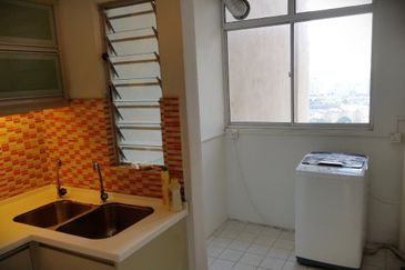 Seri Maya Condominium