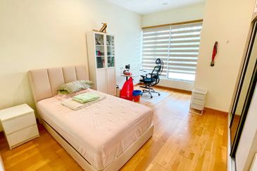 Schumann Symphony Hills Cyberjaya 3 Storey Superlink FREEHOLD