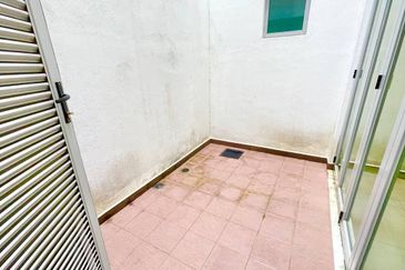 Schumann Symphony Hills Cyberjaya 3 Storey Superlink FREEHOLD