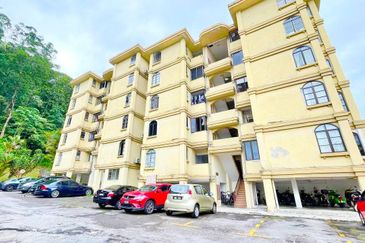 Waizuri 1 Apartment Wangsa Maju Kuala Lumpur