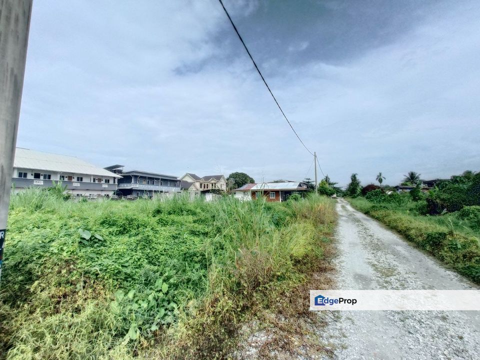 Tanah Lot Bungalow  Jalan Jurutera, Kampung Lombong.Kuala Langat, Selangor, Kuala Langat