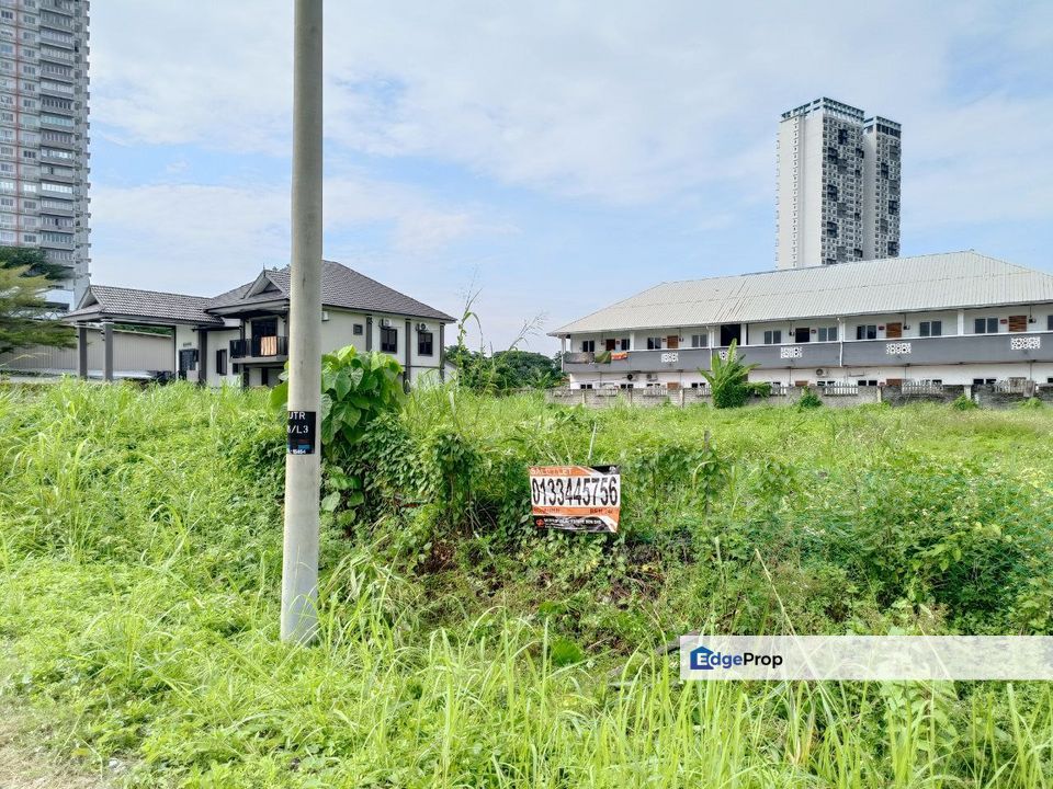 Tanah Lot Bungalow  Jalan Jurutera, Kampung Lombong.Kuala Langat, Selangor, Kuala Langat