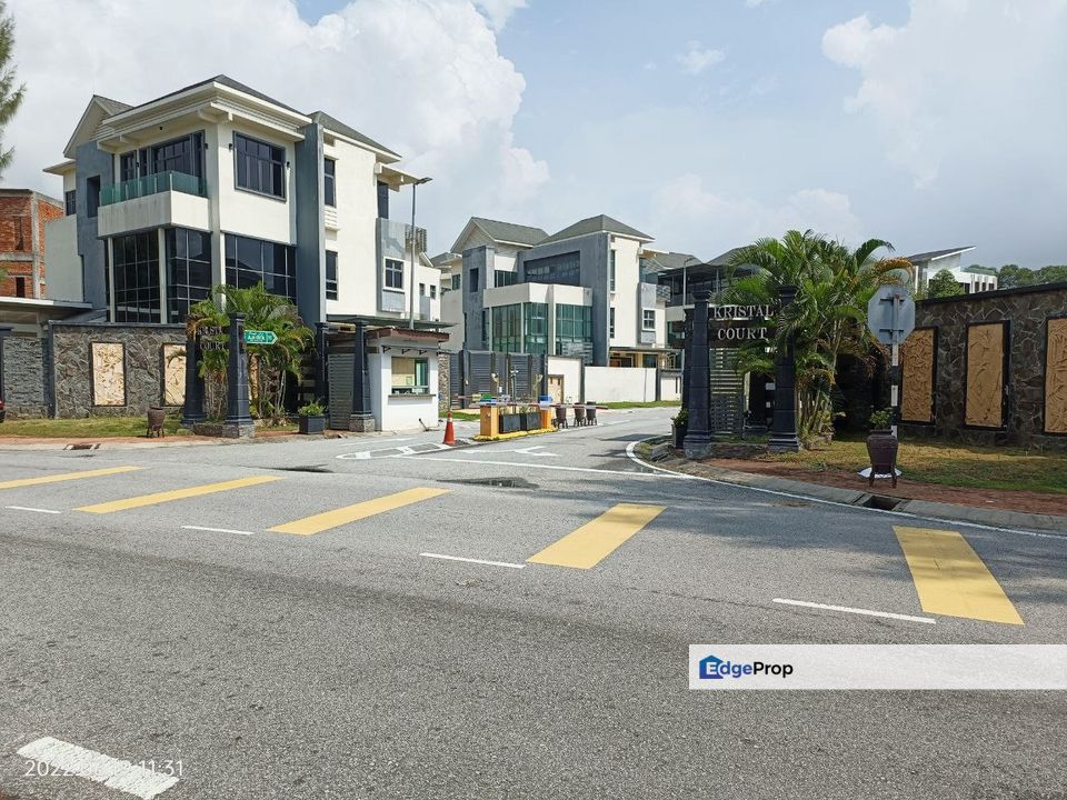 2 Storey Semi D, Jalan Kristal Seksyen 7, Shah Alam, Selangor, Shah Alam