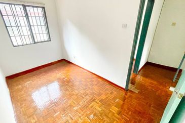 Taman Industri Bolton Batu Caves Double Storey Terrace FULL LOAN 