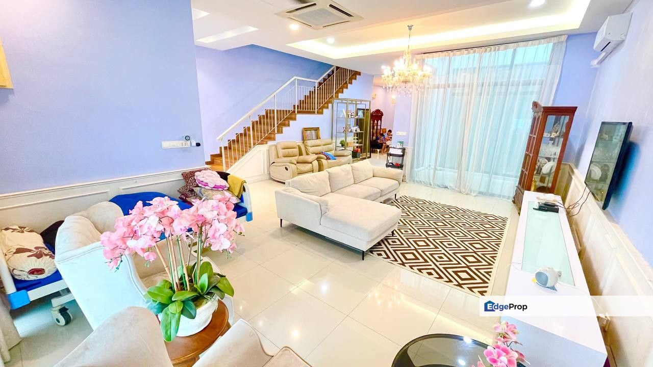 Aster Grove Jalan Elektron U16, Denai Alam Double Storey Terrace House FREEHOLD , Selangor, Shah Alam