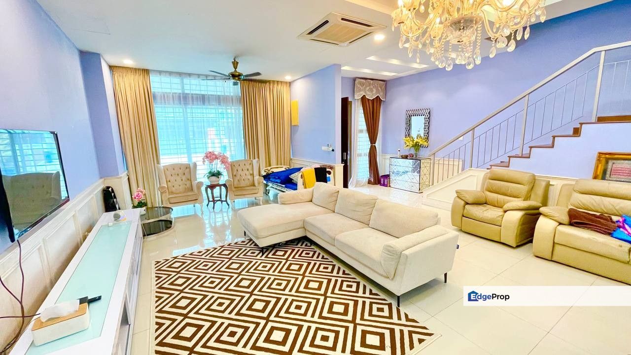 Aster Grove Jalan Elektron U16, Denai Alam Double Storey Terrace House FREEHOLD , Selangor, Shah Alam