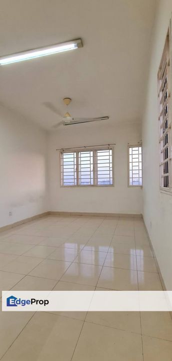 Banjaria  Courts, Batu Caves Corner unit, Selangor, Batu Caves 