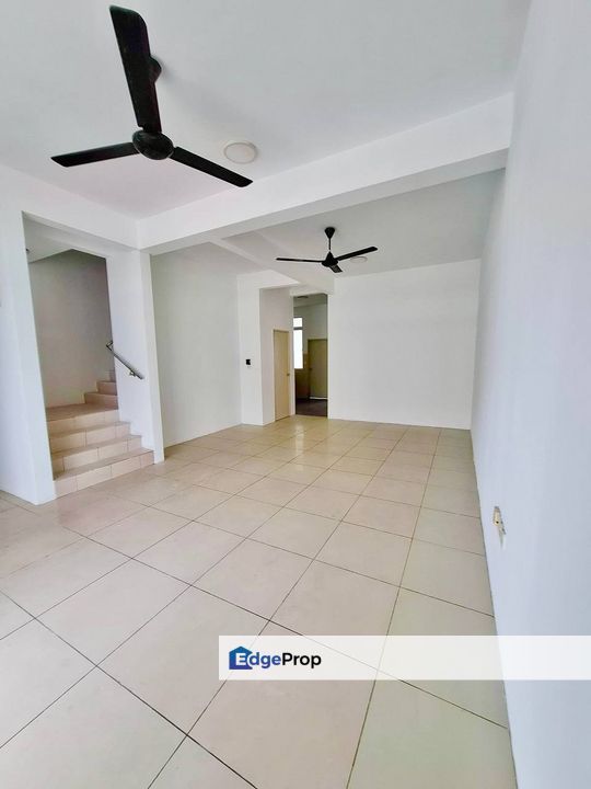 Bandar Mahkota Banting Selangor Double Storey Terrace  FREEHOLD TERMURAH, Selangor, Banting
