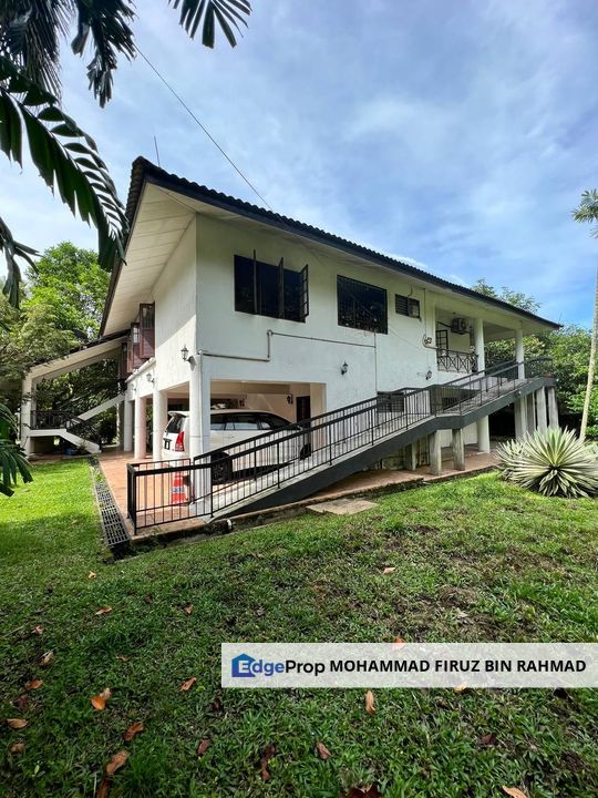 Bukit Rahman Putra,  Beserta Rumah Banglo Dan Kolam Ternak Ikan, Selangor, Bukit Rahman Putra