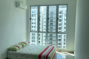 Meridin Bayvue Apartment