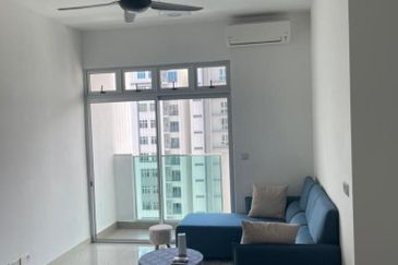 Meridin Bayvue Apartment