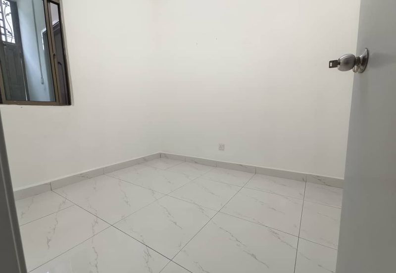 Austin Residence @Taman Mount Austin